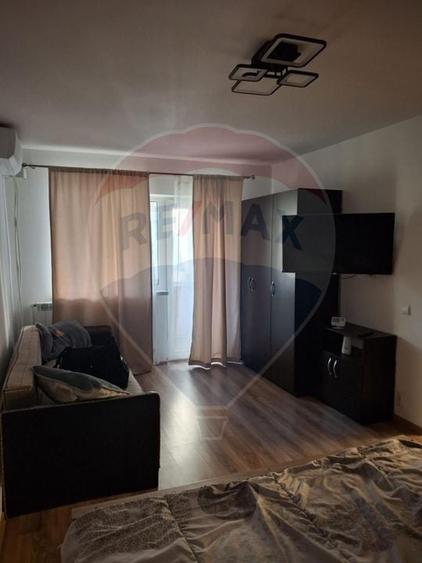 Apartament cu 1 camere decomandat în Central