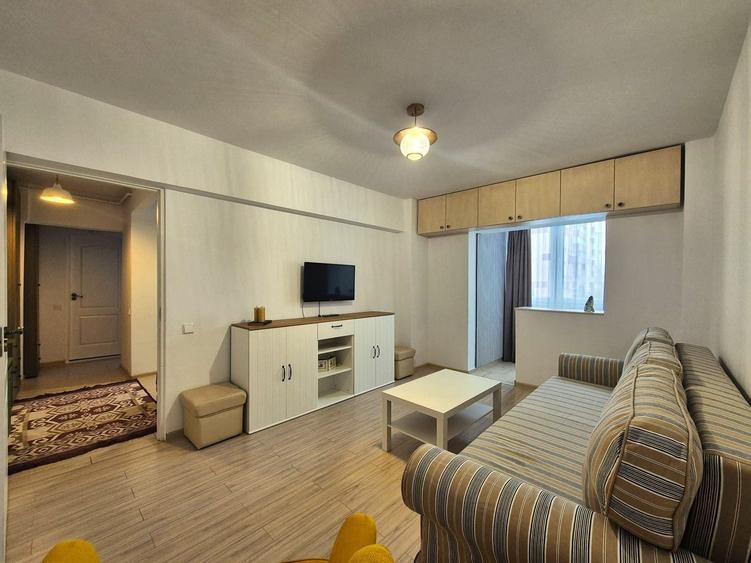 Apartament cu 2 camere decomandat, mobilat în Calea București