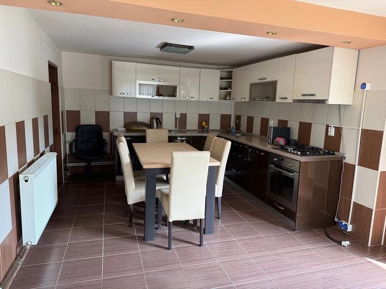Casă cu Teren 1024 Mp în Scheiu de Jos