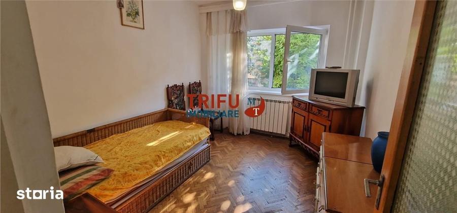 Apartament cu 3 camere decomandat în Tolstoi