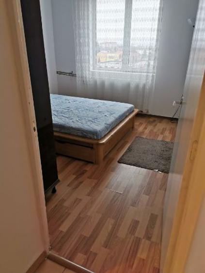Apartament cu 2 camere decomandat în Uverturii