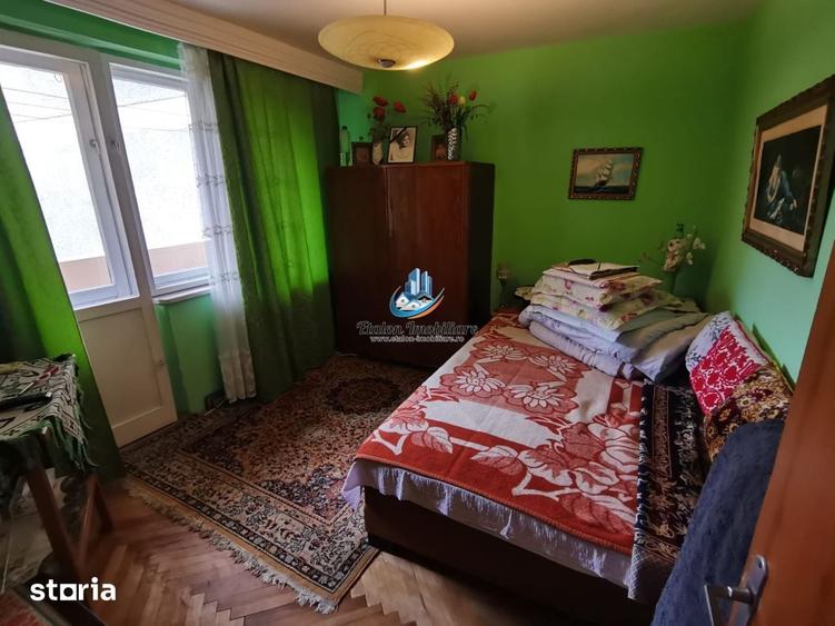 Apartament cu 3 camere decomandat în Dărmănești