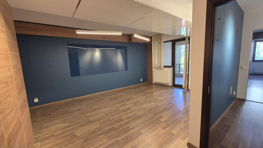 Apartament cu 4 camere decomandat în Domenii