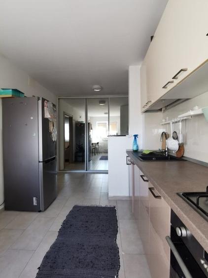 Apartament cu 2 camere semidecomandat în 13 Septembrie