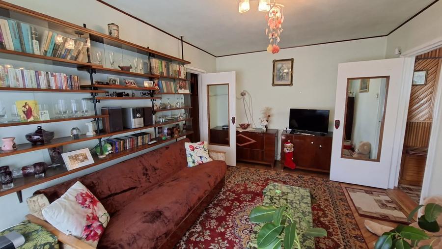 Apartament cu 2 camere semidecomandat în Libertății