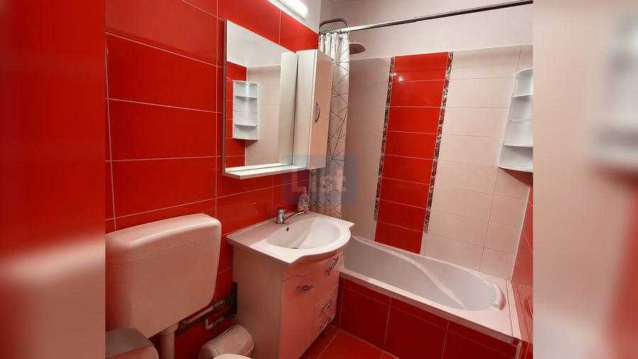 Apartament cu 2 camere semidecomandat în Victoriei
