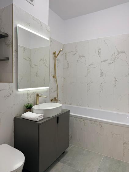 Apartament cu 2 camere semidecomandat, mobilat în Florești