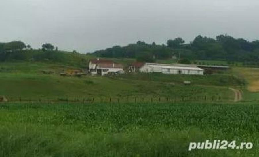 Spațiu comercial, de 470 mp, în Cristur-Crișeni