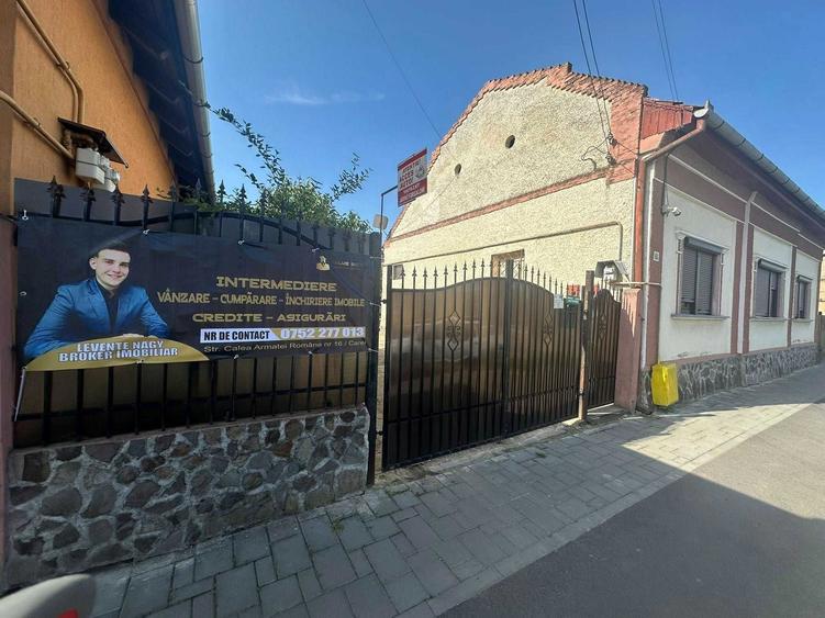 Casă cu 4 camere în Carei