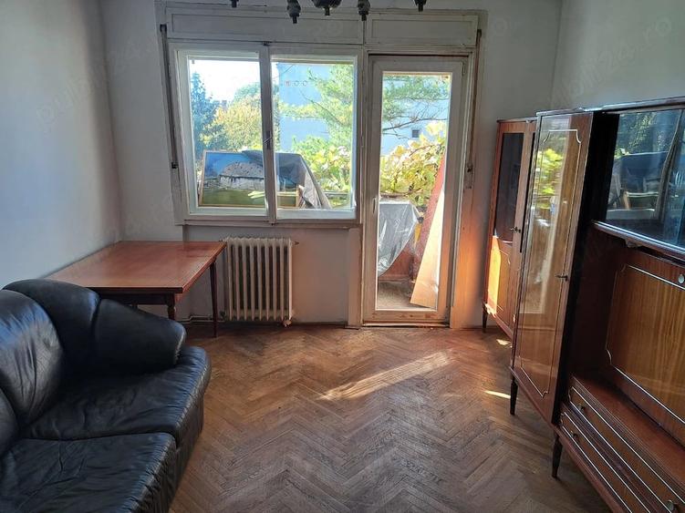 Apartament cu 3 camere decomandat în Ultracentral