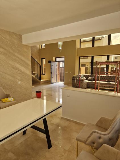 Casa individuala cu 4 camere si mansarda. Comision 0 - 3