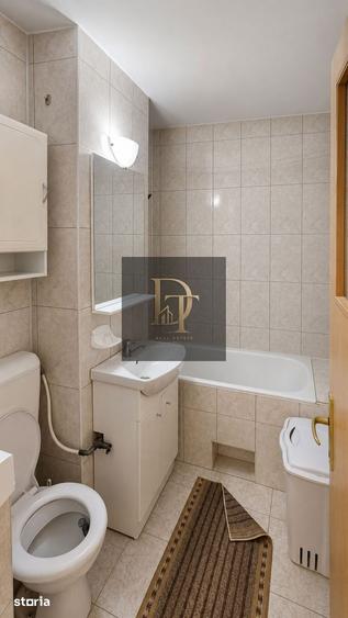 Apartament cu 2 camere decomandat în Tractorul