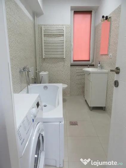 Apartament cu 3 camere decomandat în Nord