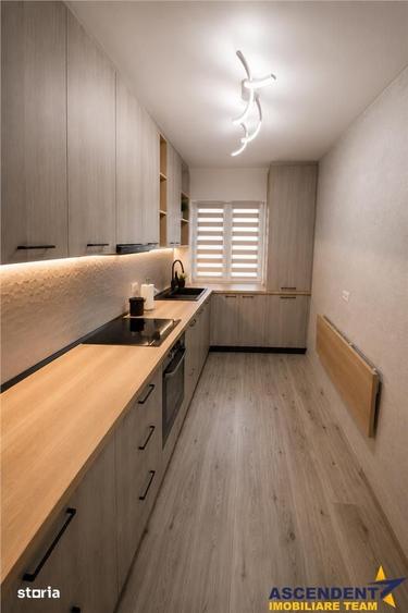 Apartament cu 2 camere decomandat în Tractorul
