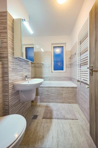 Apartament cu 2 camere semidecomandat în Torontalului