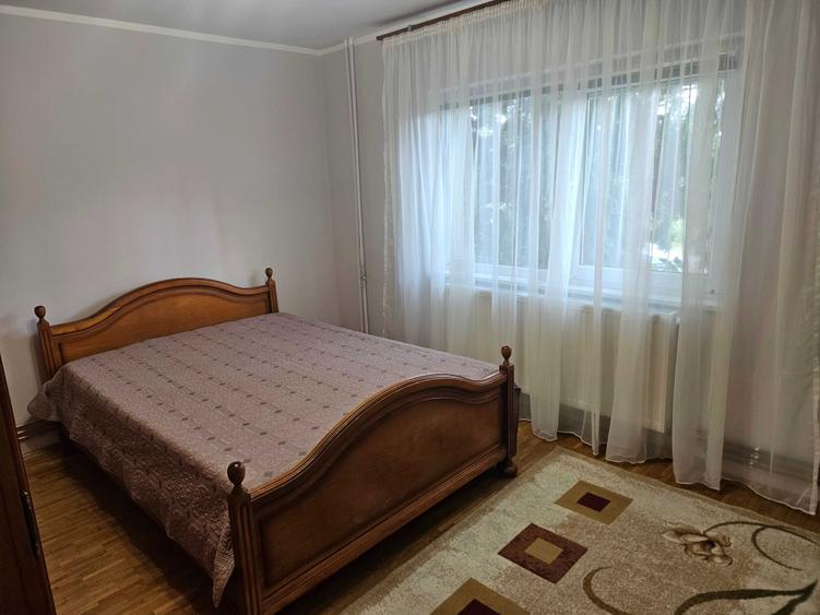 Apartament cu 2 camere decomandat în Steaua