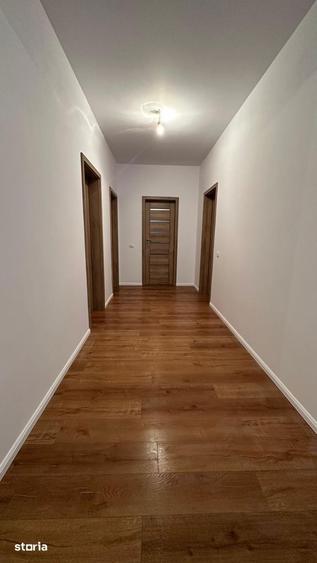 Casă cu 4 camere cu Teren 510 Mp în Balotești
