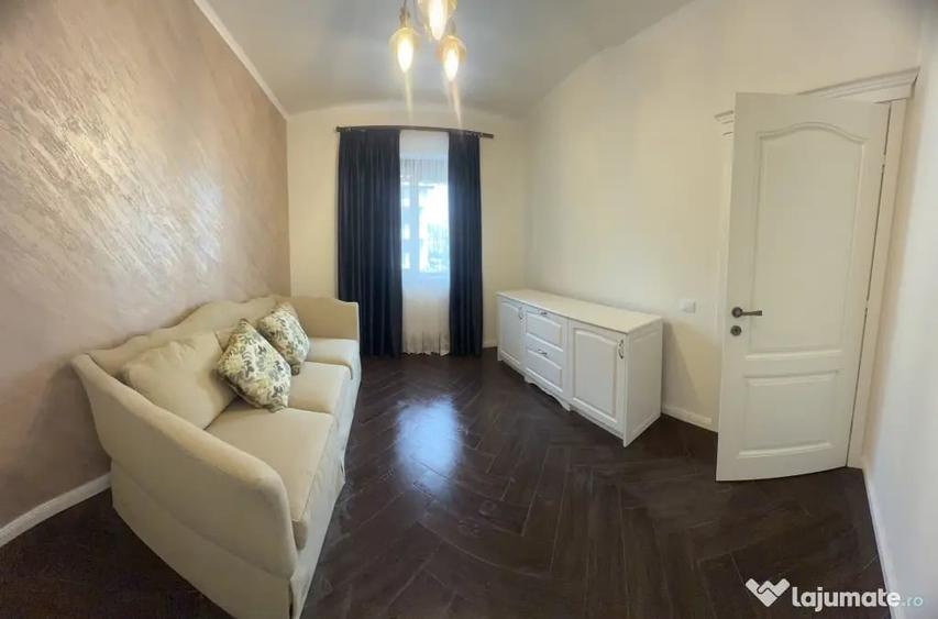 Apartament cu 3 camere decomandat în Dumbrăvița