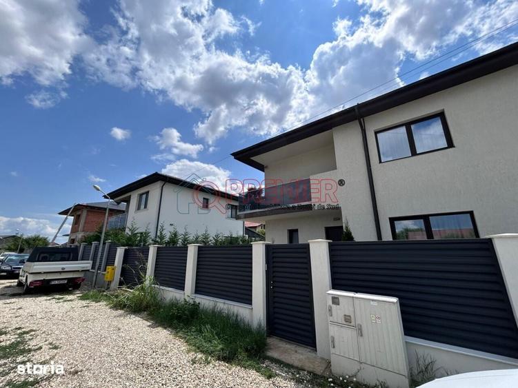 Casă cu 4 camere în Berceni