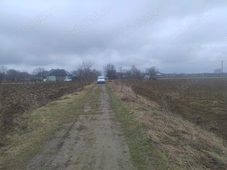 Teren de 5900 mp, în Central
