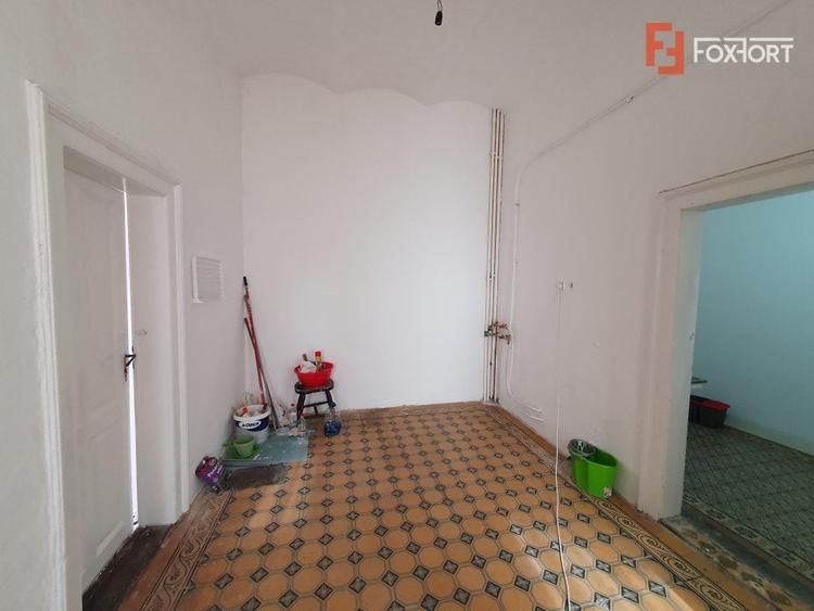 Apartament cu 4 camere decomandat în Fabric