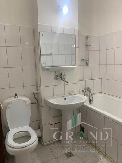 Garsonieră decomandată, mobilată în Zorilor