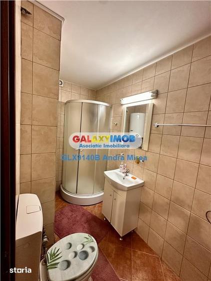 Garsonieră decomandată, mobilată în Decebal