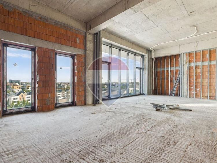 Penthouse cu 5 camere în Nord