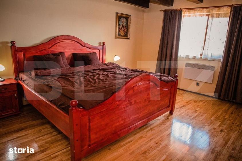 Casă cu 5 camere cu Teren 2010 Mp în Izvoarele