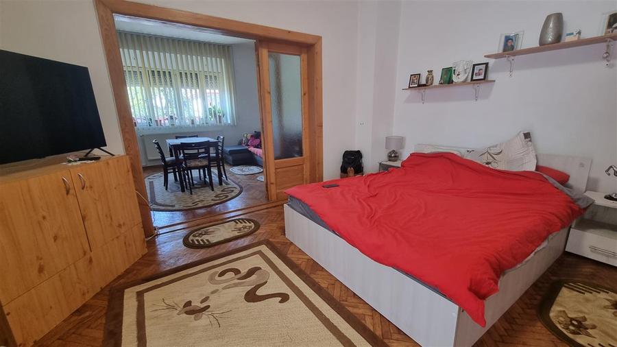 Casă individuală cu 5 camere cu Canalizare în Turcheș