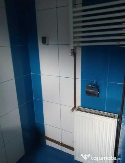 Apartament cu 2 camere semidecomandat în Steaua
