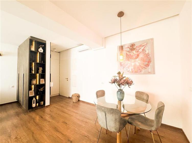 Apartament cu 2 camere semidecomandat în Floreasca
