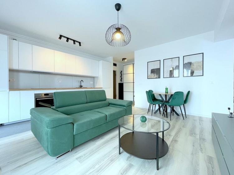 Apartament cu 2 camere semidecomandat, mobilat în Lipovei
