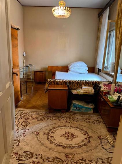 Casă cu 3 camere în Floreasca