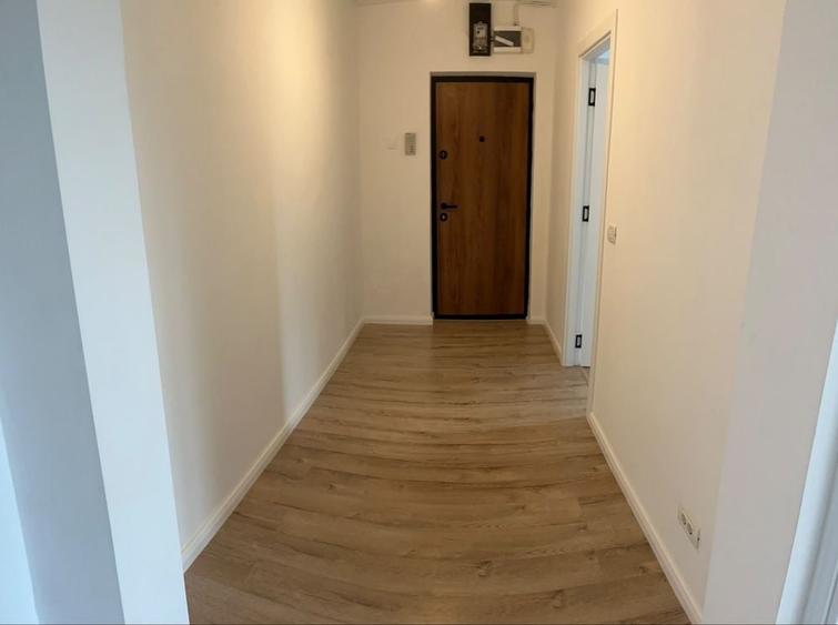Apartament cu 2 camere decomandat în Astra