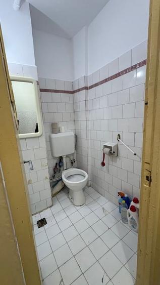 Apartament cu 2 camere semidecomandat în Inel II