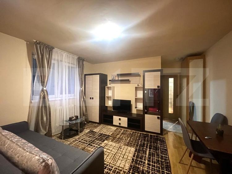 Apartament cu 2 camere semidecomandat, mobilat în Gheorgheni