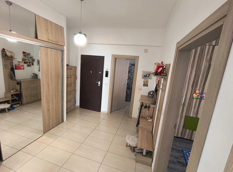 Apartament cu 2 camere decomandat, mobilat în Central — fotografia 1