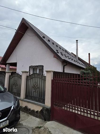 Casă cu 3 camere cu Teren 110 Mp în Central