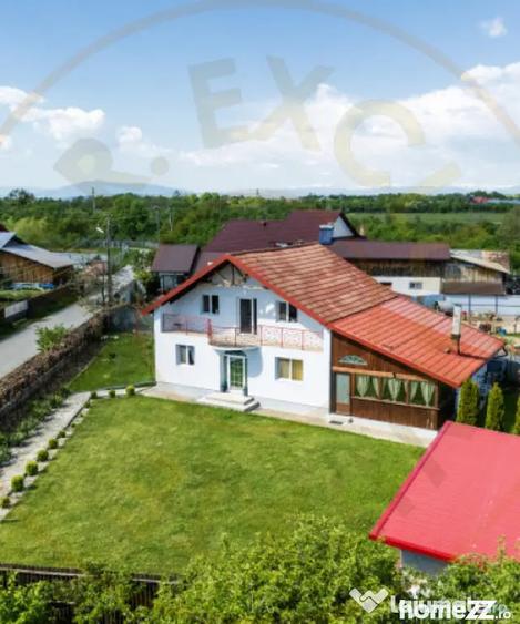 Casă cu 7 camere cu Teren 7829 Mp în Cuca