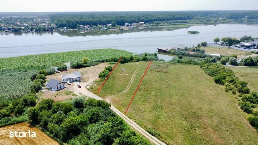 Teren de 3800 mp, în Gruiu
