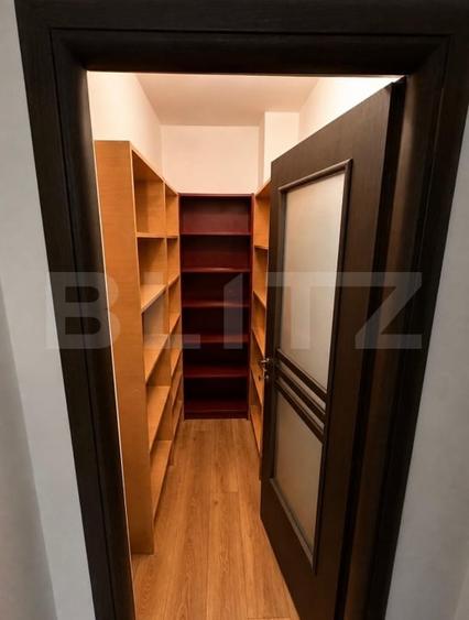 Apartament cu 3 camere semidecomandat, mobilat în Mănăștur