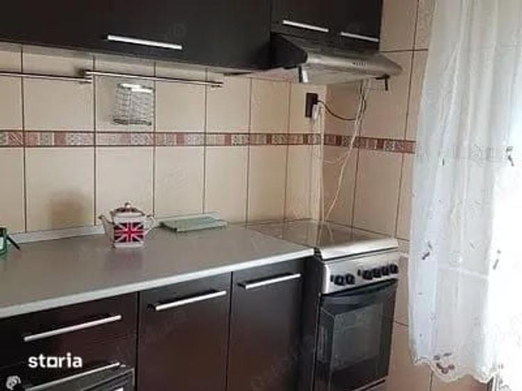 Apartament cu 2 camere decomandat în Centrul Civic