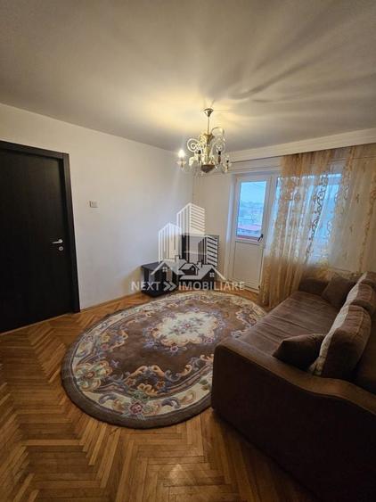 Apartament cu 2 camere semidecomandat, mobilat în Tomis Mall