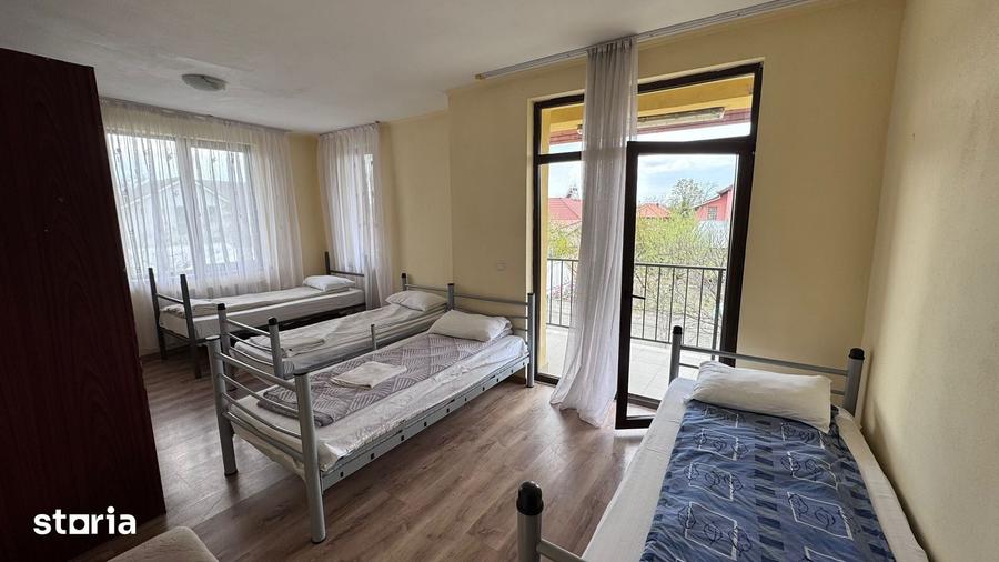 Casă cu 5 camere cu Teren 450 Mp în Central