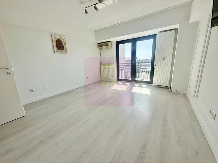 Apartament cu 4 camere decomandat în Unirii