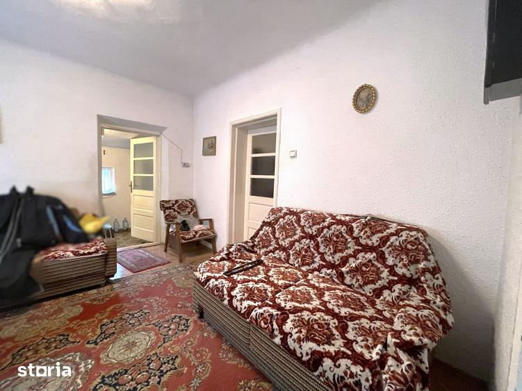 Casă cu 3 camere cu Teren 1231 Mp în Afumați