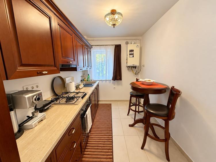 Apartament cu 2 camere decomandat, mobilat în Ștrand