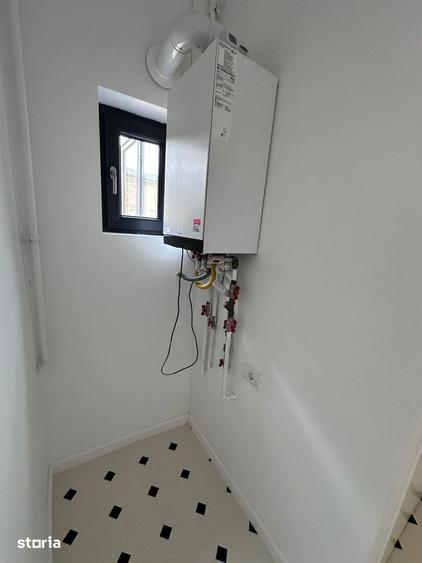 Apartament cu 3 camere în Romană