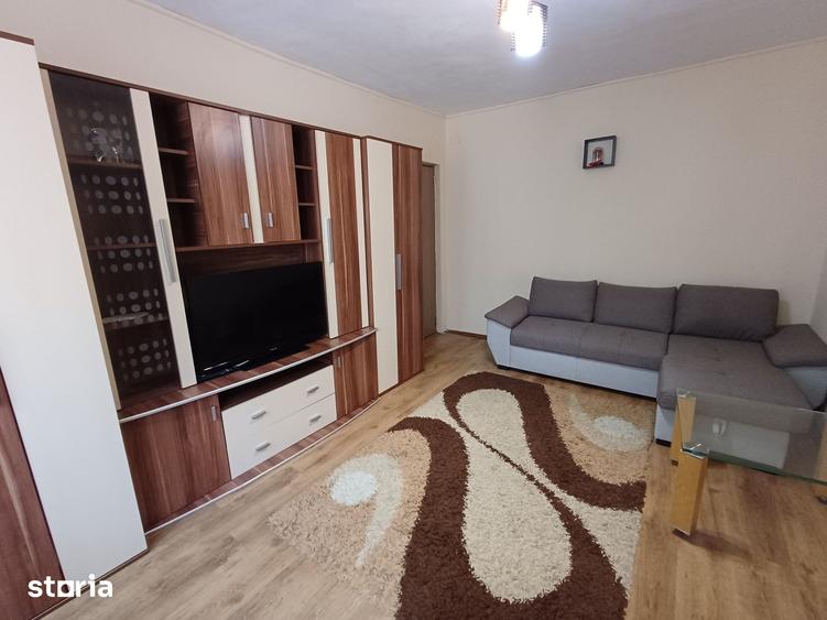 Apartament cu 2 camere semidecomandat în Rogerius
